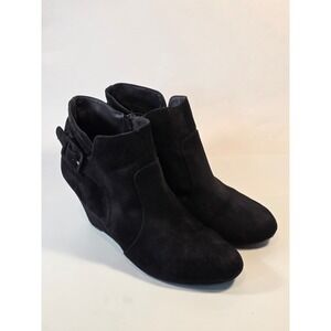 Report Giulietta Women's 9.5 Black Ankle Wedge Heel Bootie Boots Zipper Buckle